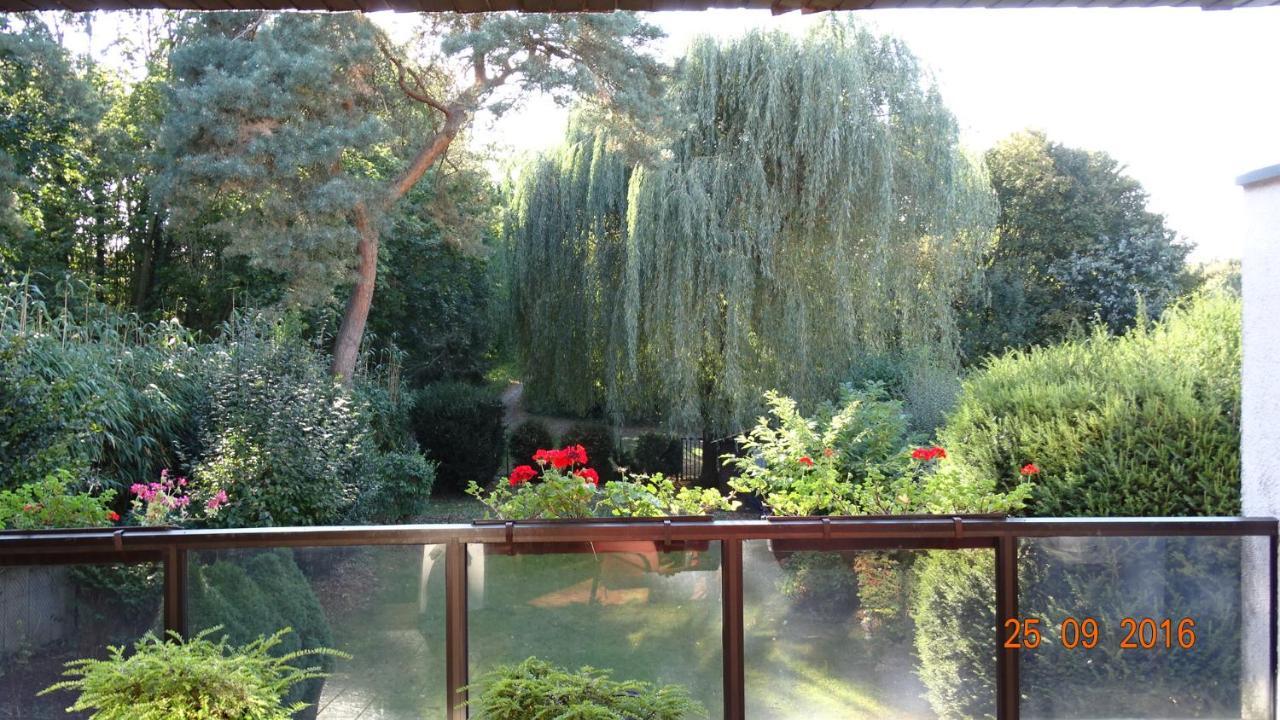 Bed & Breakfast Hotel Helga Hein Dusseldorf Exterior photo